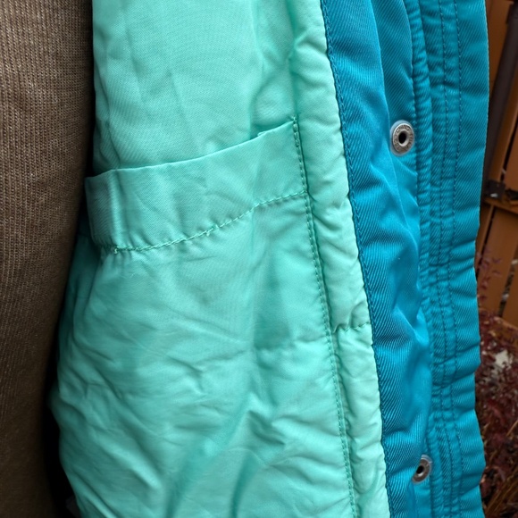 Must Have Retro Vintage 80s Teal Ski/Snow Jacket - Picture 15 of 16